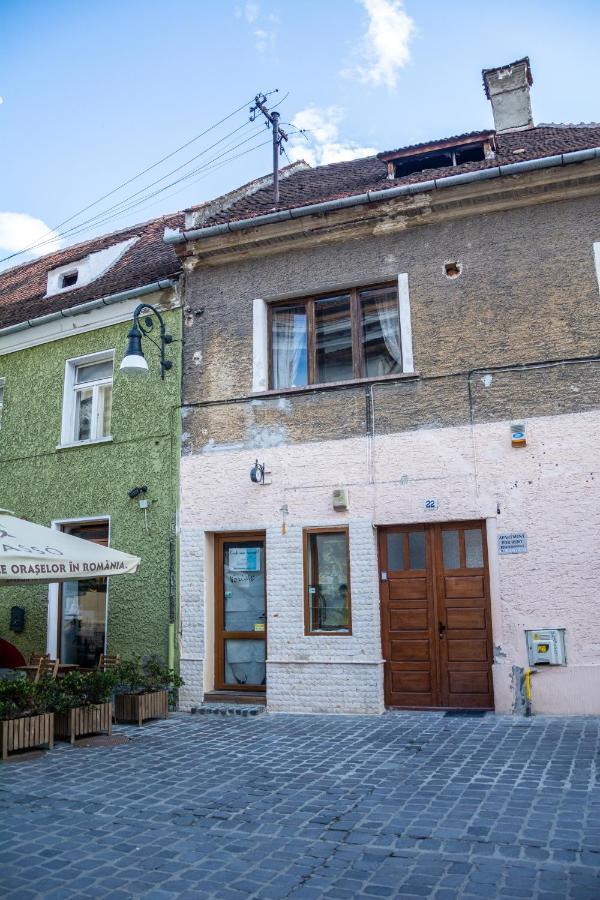 Central Garden Apartments Braşov Extérieur photo